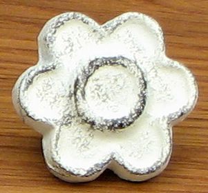 Antique White Flower Drawer Pull Set/12